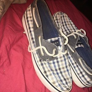 Women sperrys